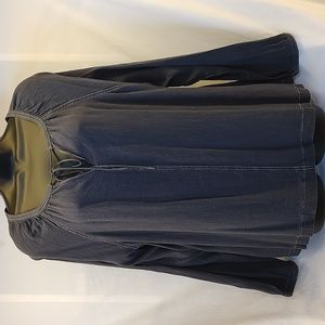 Women's grey long sleeve blouse. Size Large